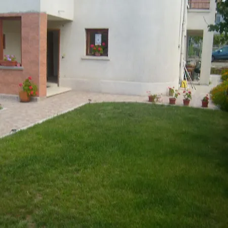 Sotirovi Guest Rooms *