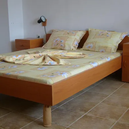 Sotirovi Guest Rooms Gasthuis Chernomorets